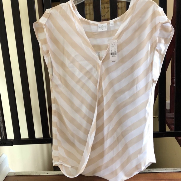 New York & Company Tops - New York & Company SoHo Sleeveless crossover top